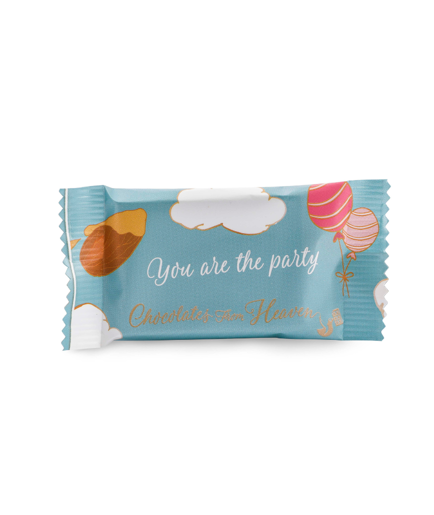 Chocolates from heaven little chocolates with quote kleine chocolaatjes met quotes bio fairtrade melkchocolade amandel karamel zeezout milk chocolate almond caramel seasalt you are the party